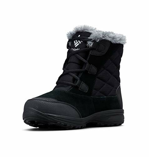 Black winter snow boots with fur lining and quilted design.