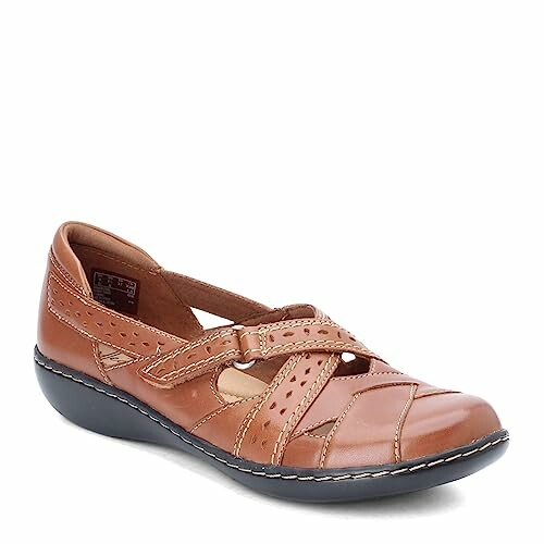 Brown leather women's casual shoe with cut-out design