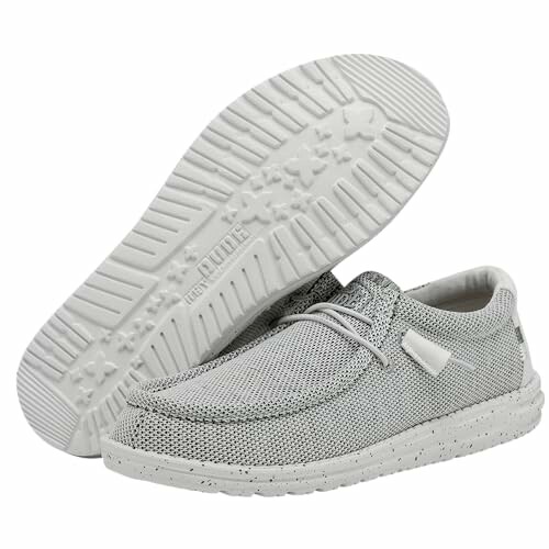 Light gray casual shoes with textured sole